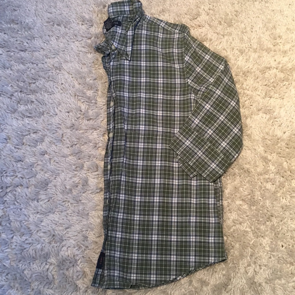 Women’s Abercrombie burton down shirt